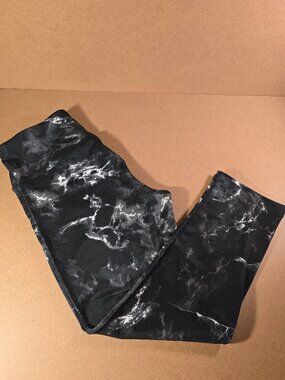 Vogo Athletica Jeggings/Capri Active Wear RN#138065 Like New  Size S